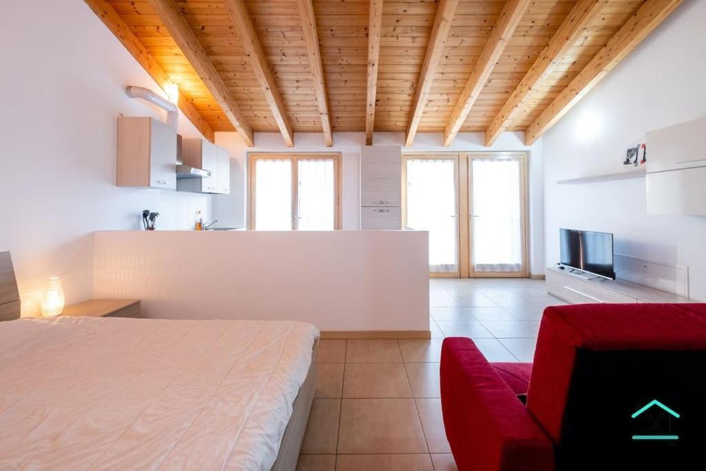 Travedona Loft By Lake Ixihome Εξωτερικό φωτογραφία