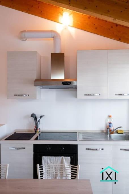 Travedona Loft By Lake Ixihome Εξωτερικό φωτογραφία