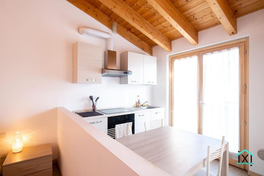 Travedona Loft By Lake Ixihome Εξωτερικό φωτογραφία