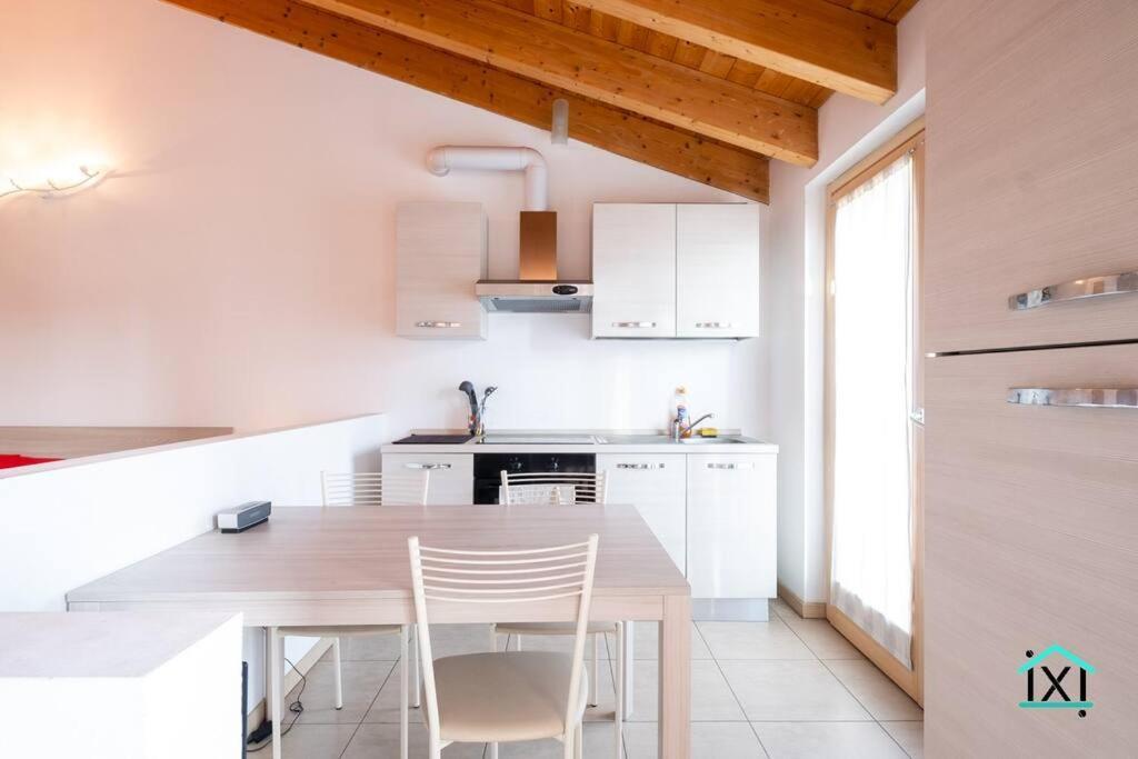 Travedona Loft By Lake Ixihome Εξωτερικό φωτογραφία