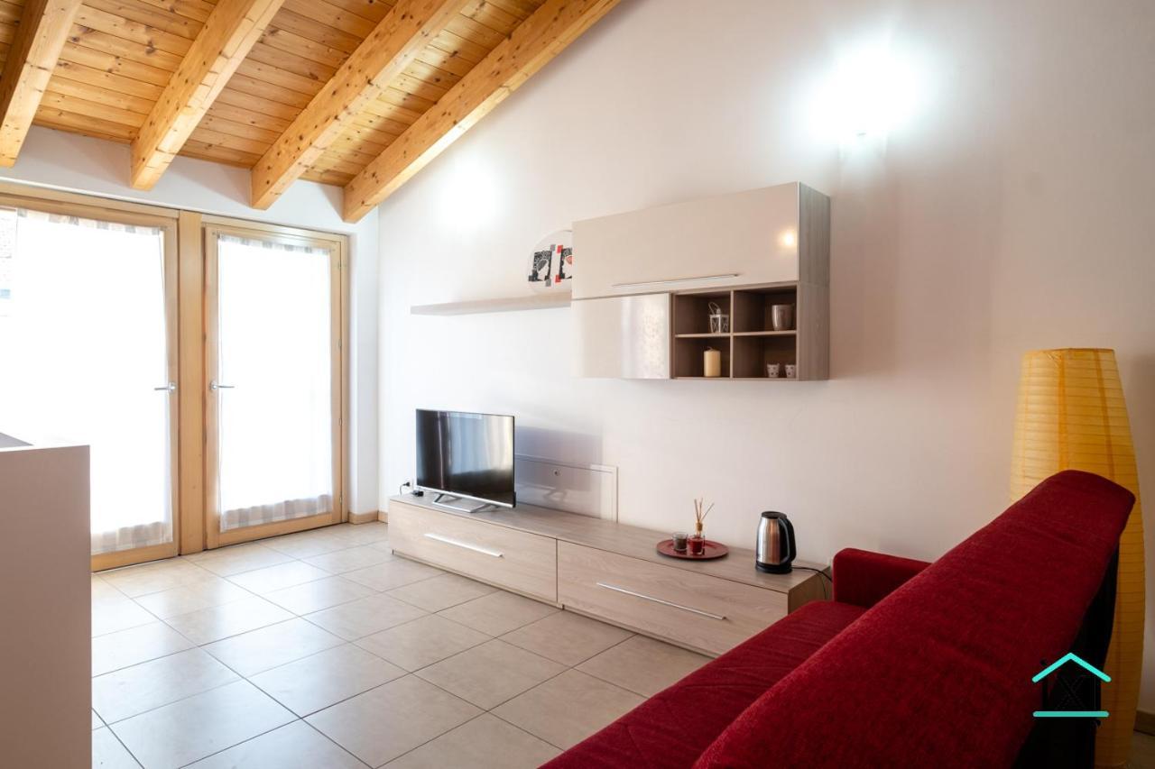 Travedona Loft By Lake Ixihome Εξωτερικό φωτογραφία